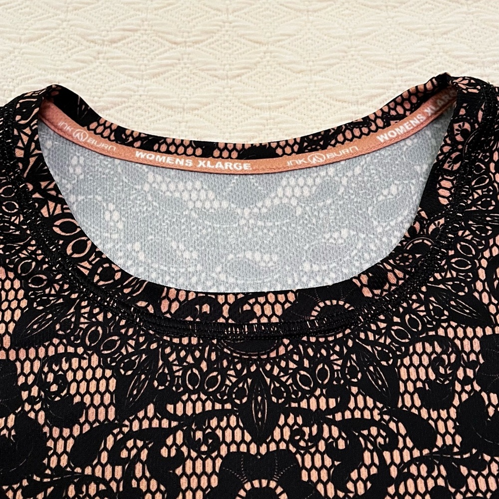 INKnBURN Black Lace Women’s Long Sleeve Tech Shirt (size XL) - Picture 2 of 3